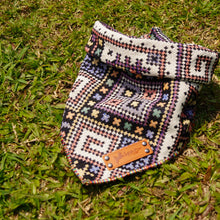 將圖片載入圖庫檢視器 TEMPLE 圍巾