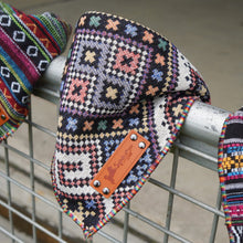 將圖片載入圖庫檢視器 TEMPLE 圍巾