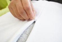 將圖片載入圖庫檢視器 《訂製》寵物咕𠱸冷氣被 Cushion Quilt